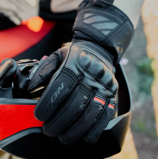 Guantes IXON PRO SHIFT hombre. Guantes moto invierno de piel negros